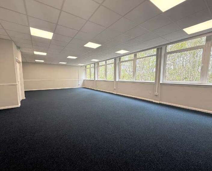 107 Bothwell Rd, Hamilton to rent Interior Photo- Image 1 of 3