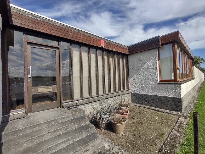 2 Drovers Rd, Broxburn for sale - Building Photo - Image 1 of 1