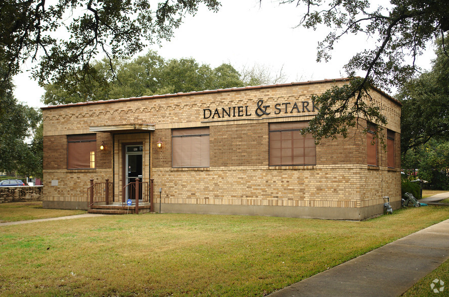 903 Texas Ave S, College Station, TX for sale - Primary Photo - Image 1 of 1