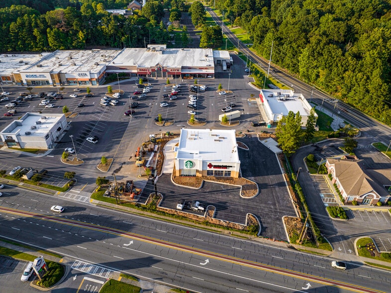 1302 W Walnut Ave, Dalton 30720