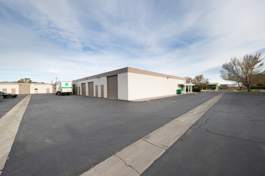 150 Freeport Blvd, Sparks, NV for rent - Building Photo - Image 2 of 10