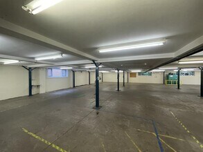 Fynney Fields, Leek to rent Interior Photo- Image 1 of 13