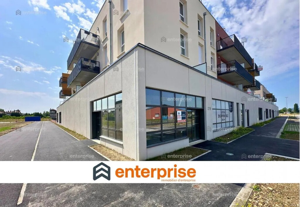 Vente Commerce 242 m² - Photo 1