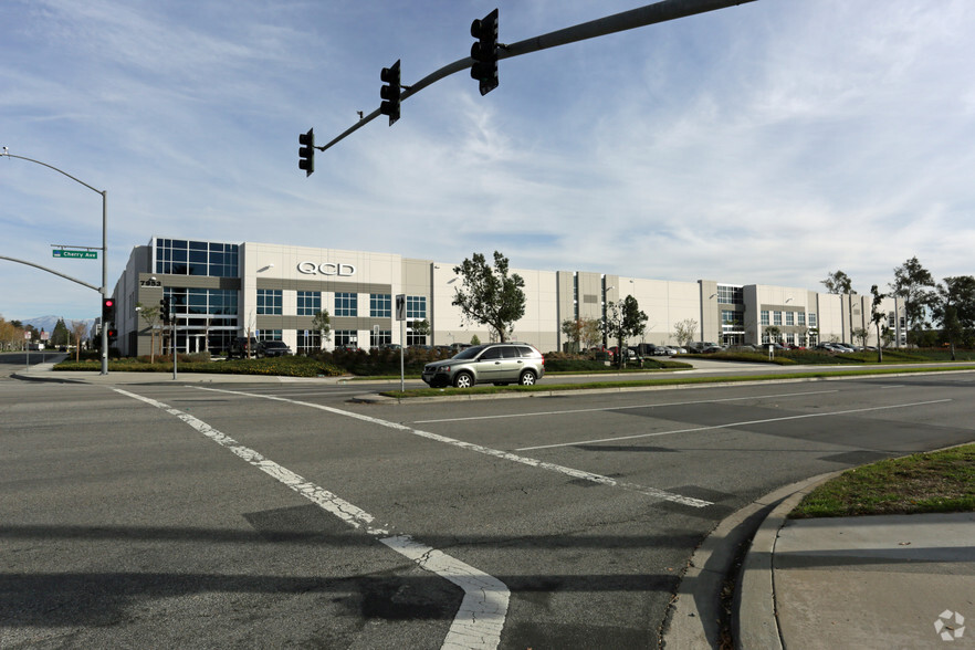 7953 Cherry Ave, Fontana, CA for sale - Primary Photo - Image 1 of 1