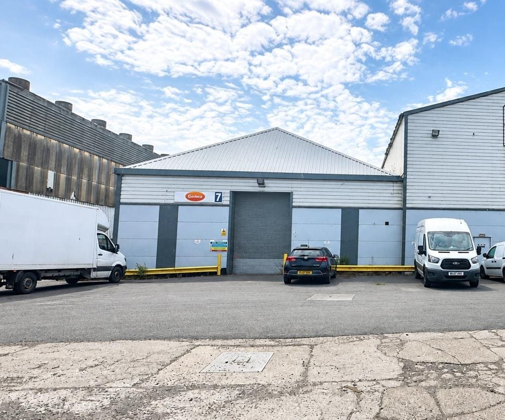 Stourport Rd, Kidderminster to rent Building Photo- Image 1 of 1