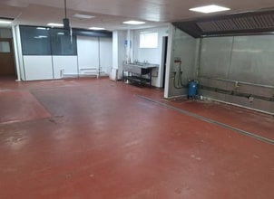 Rutherford Way, Crawley to rent Interior Photo- Image 2 of 4