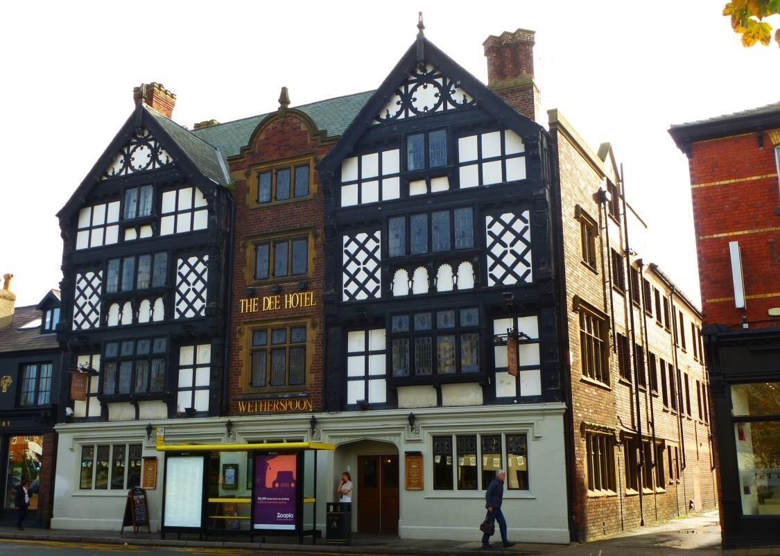 44 Grange Rd, Wirral CH48 4EF UK