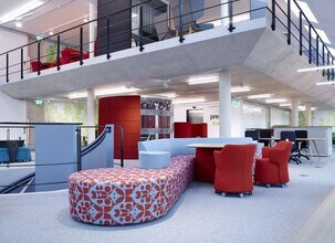 38 Northampton Rd, London to rent Interior Photo- Image 1 of 3