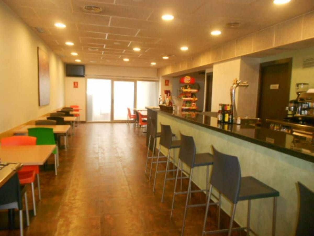 Retail in Artés, Barcelona to rent Interior Photo- Image 1 of 8