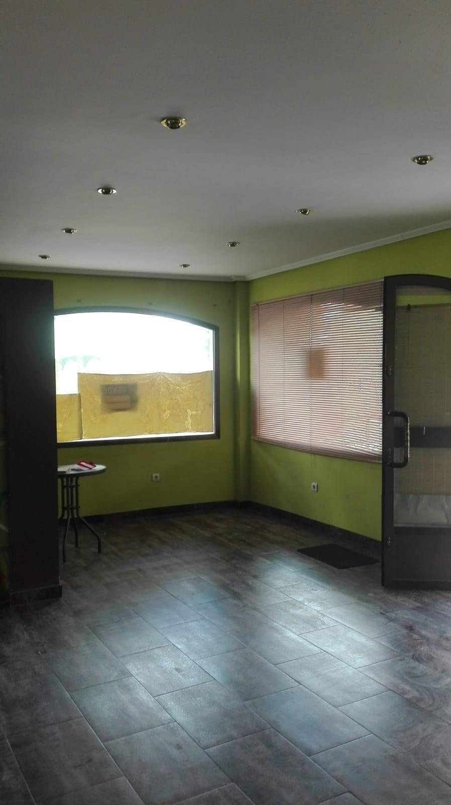 Retail in Cáceres, Cáceres for sale Building Photo- Image 1 of 5