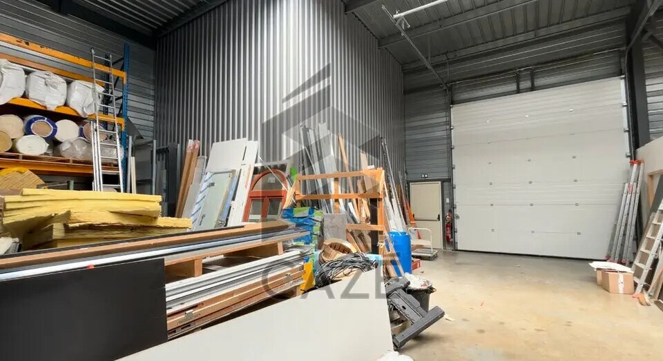 Office in Pessac to rent Interior Photo- Image 1 of 7