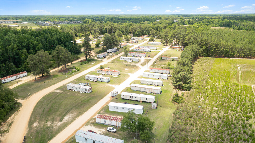 699 Mockingbird Hill, Raeford, NC for sale - Primary Photo - Image 1 of 1