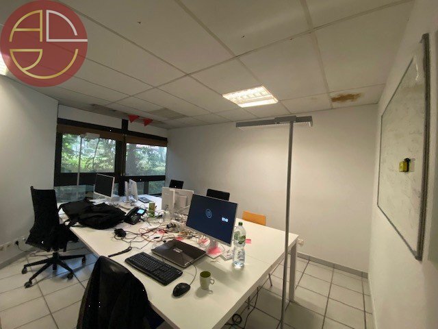 Retail in Toulouse for sale - Interior Photo - Image 2 of 3