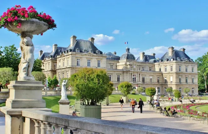 Retail in Paris to rent Building Photo- Image 1 of 6