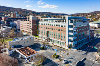 306 S New St, Bethlehem, PA for rent Building Photo- Image 1 of 6