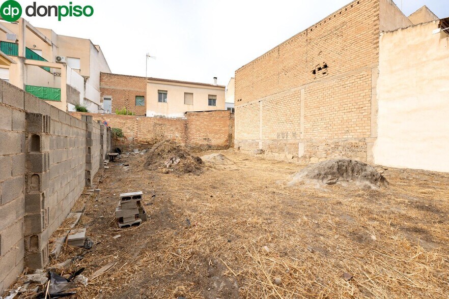 Calle San Lucas, 8-8, Las Gabias, Granada for sale - Building Photo - Image 2 of 16
