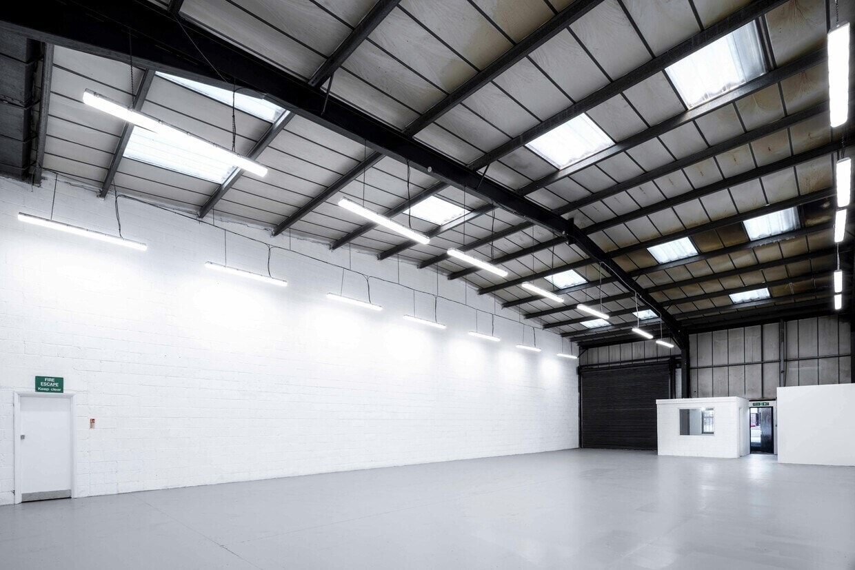 Culvert Pl, London to rent Interior Photo- Image 1 of 3