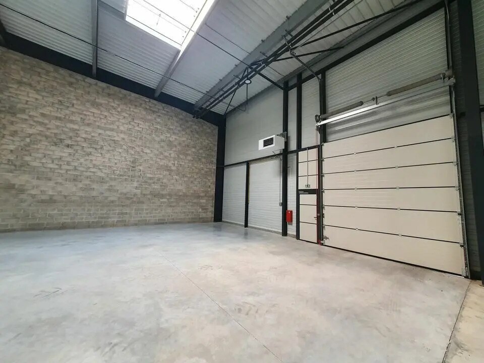 Vente Local d'activités 428 m² - Photo 1