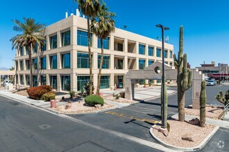 4425 Spring Mountain Rd, Las Vegas, NV for rent Building Photo- Image 1 of 7