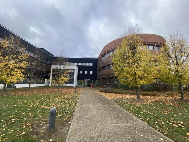 Location Bureaux 505 m²