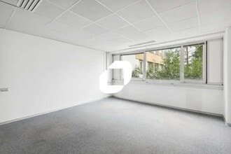 Office in 1 Boulevard Hippolyte Marques, Ivry-sur-Seine to rent Interior Photo- Image 2 of 21