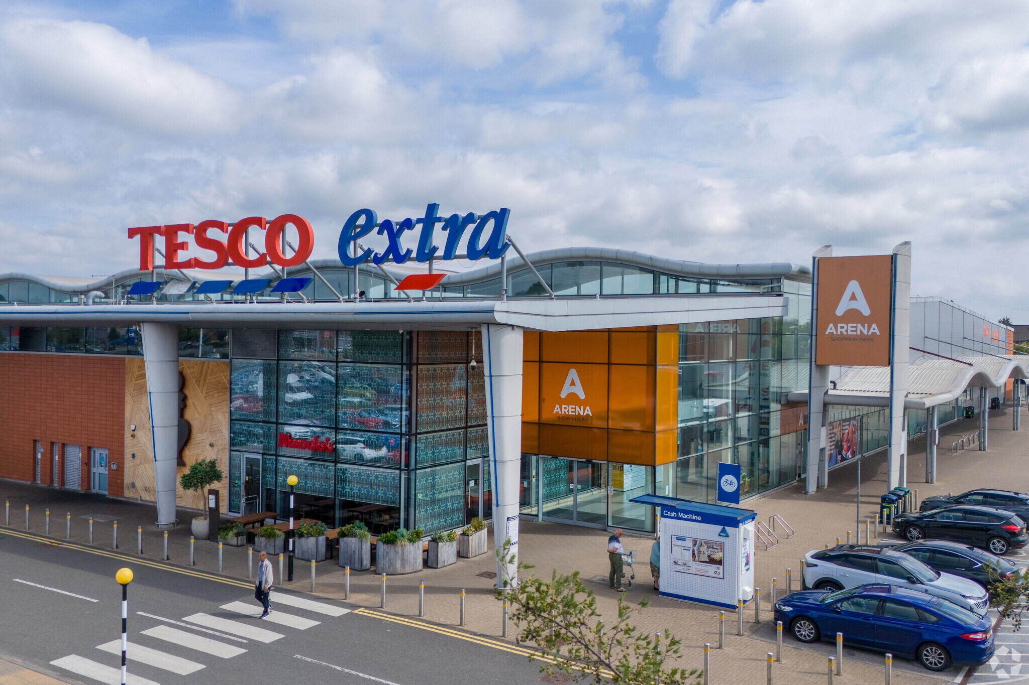 Classic Dr, Coventry for sale Primary Photo- Image 1 of 1