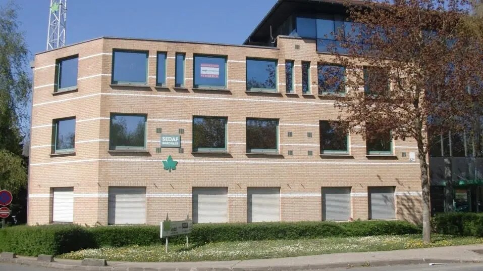 Rue Albert Einstein, Champs-sur-Marne for sale Building Photo- Image 1 of 9