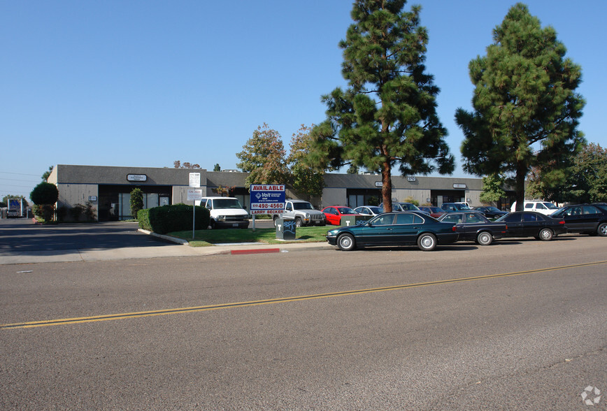 2712 Transportation Ave, National City, CA for rent - Building Photo - Image 3 of 13