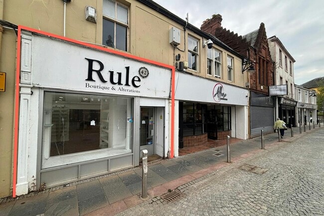 More details for 17 Bank St, Kilmarnock - Retail to Rent