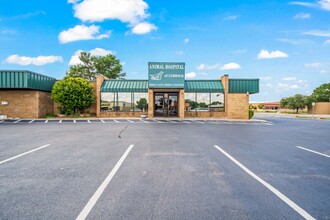 7902 Slide Rd, Lubbock, TX for rent Building Photo- Image 2 of 22