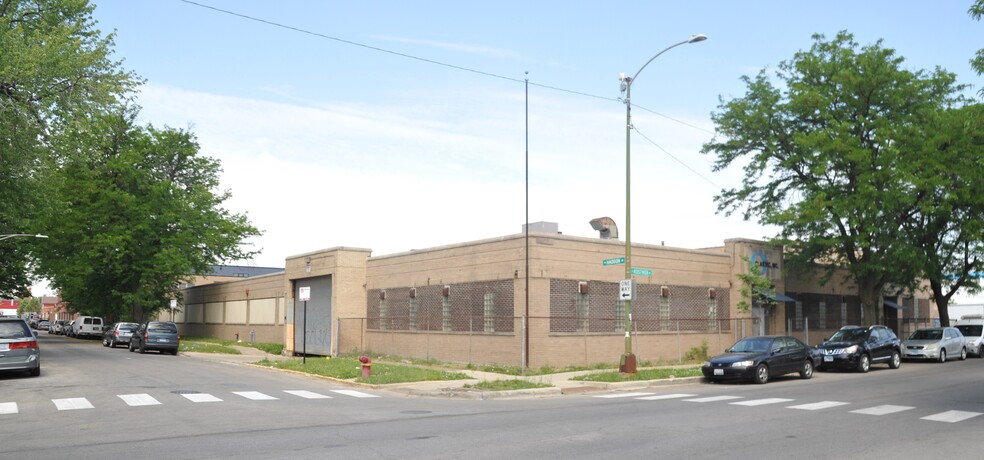 1140 N Kostner Ave, Chicago, IL for sale - Building Photo - Image 1 of 4