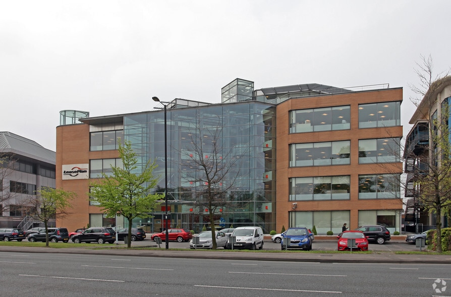 165 Bath Rd, Slough for sale - Primary Photo - Image 1 of 1