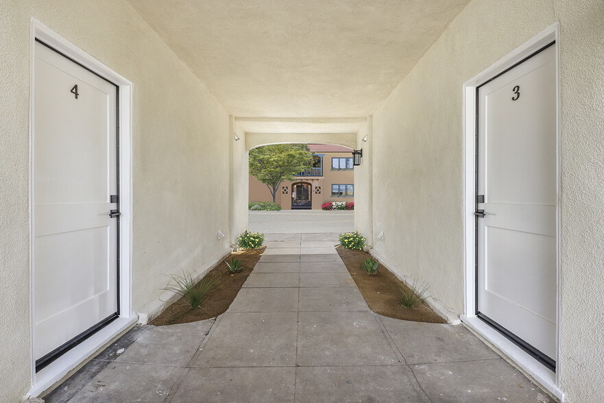 1237 E 1st St, Long Beach, CA for sale - Building Photo - Image 3 of 10