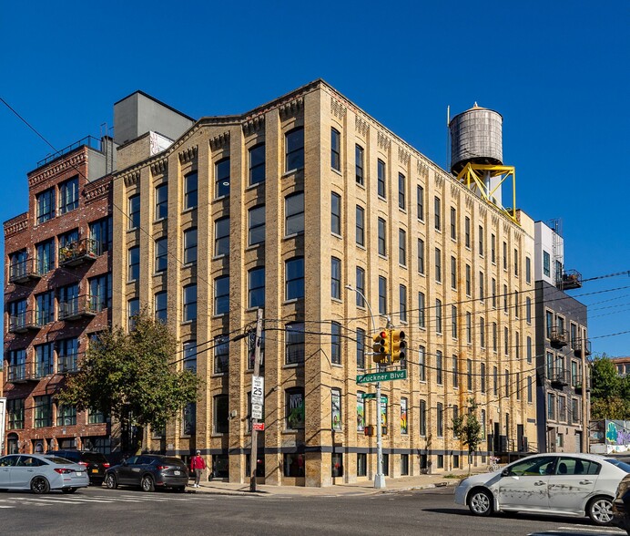 111 Bruckner Blvd, Bronx, NY for rent - Building Photo - Image 1 of 5