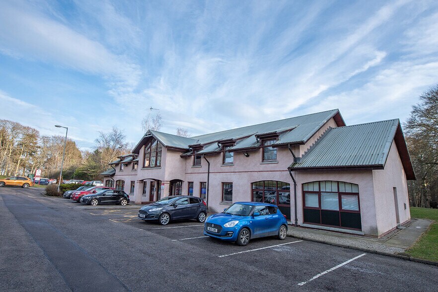 Thainstone Ct, Inverurie to rent - Building Photo - Image 2 of 2