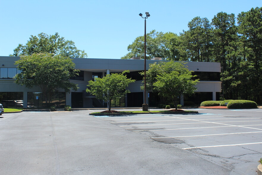 6425 Lakeover Rd, Jackson, MS for rent - Building Photo - Image 3 of 25