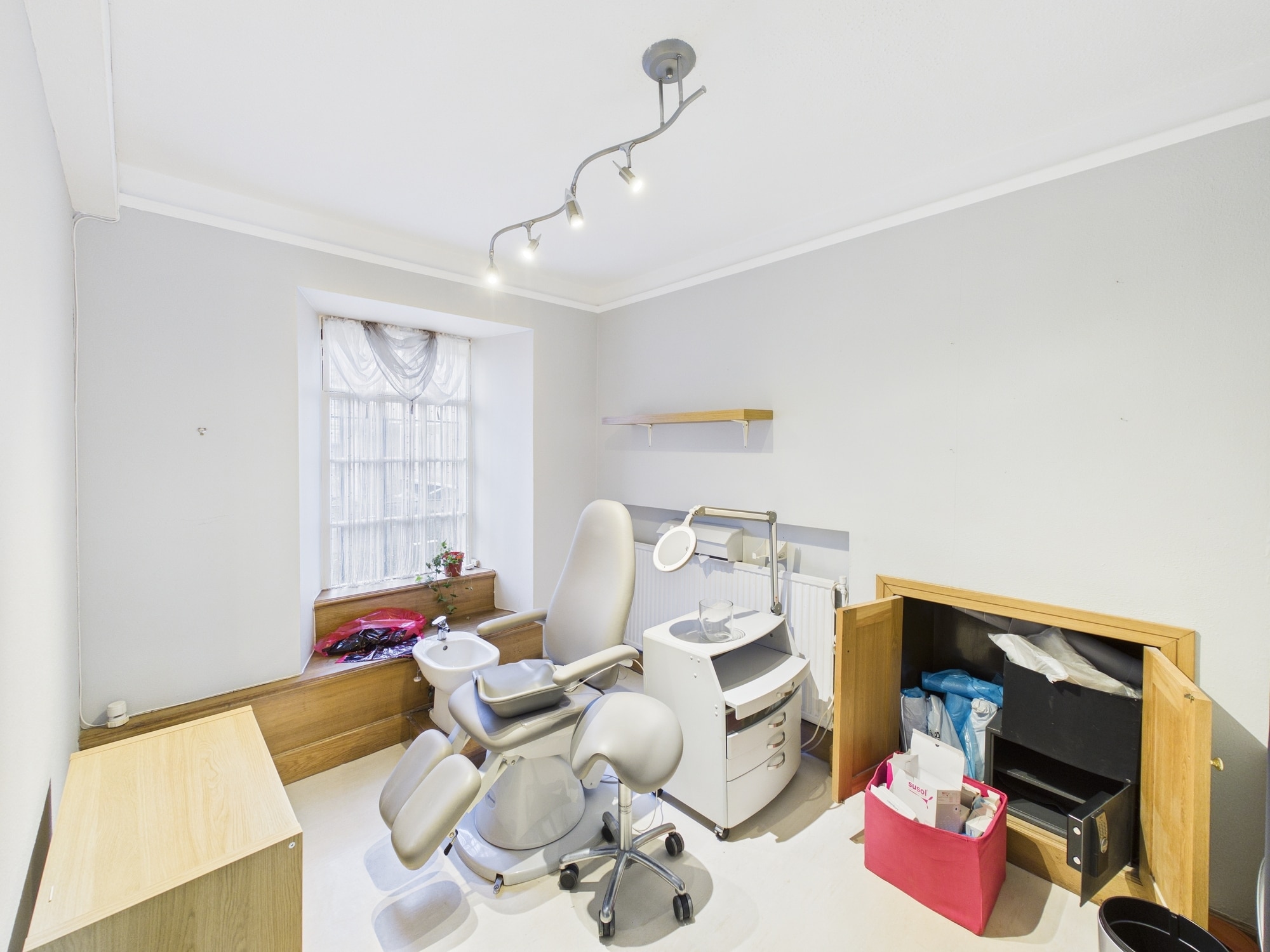 19-33 Causewayside, Edinburgh to rent Interior Photo- Image 1 of 4