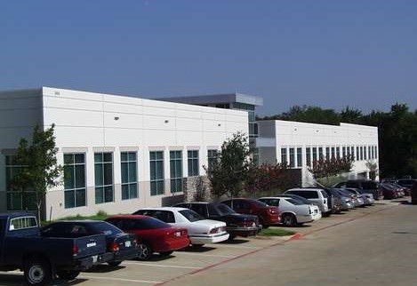 3400 William D. Tate Ave, Grapevine, TX for rent - Building Photo - Image 2 of 4