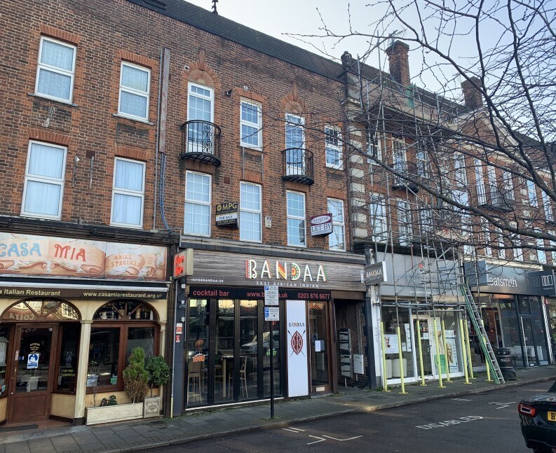 461 Uxbridge Rd, Pinner for sale Building Photo- Image 1 of 1