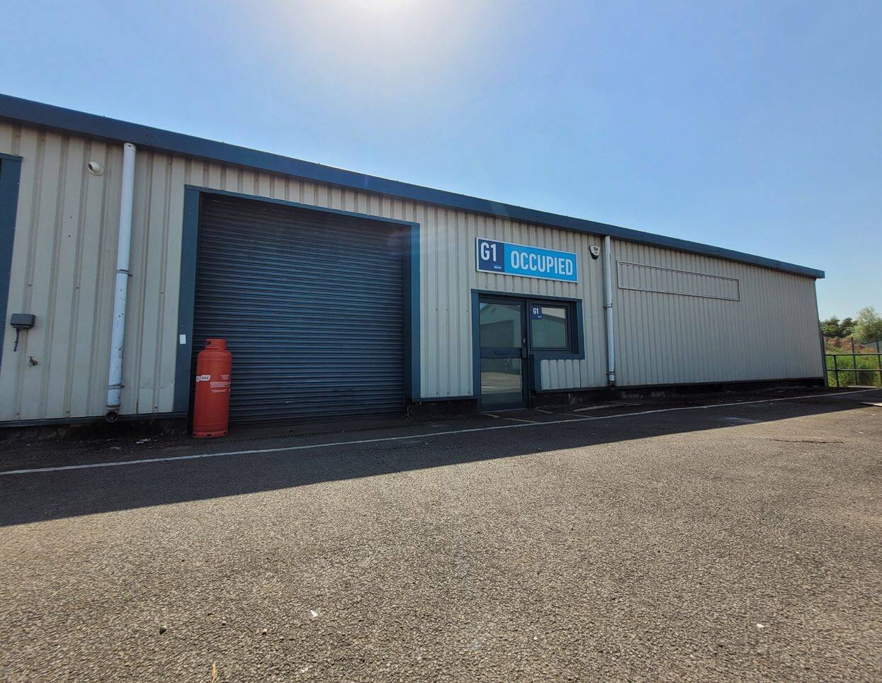 Dewsbury Rd, Stoke On Trent to rent Building Photo- Image 1 of 2