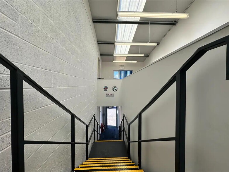 Maple Leaf Business Park, Units 44-47 Manston, Ramsgate for sale - Interior Photo - Image 3 of 10