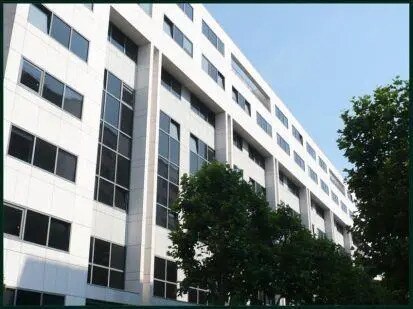 2 Rue Jacques Daguerre, Rueil-Malmaison to rent - Building Photo - Image 2 of 23