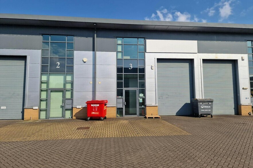 Knights Park Rd, Basingstoke for sale - Building Photo - Image 1 of 1