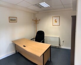 Tempest St, Wolverhampton to rent Interior Photo- Image 2 of 8