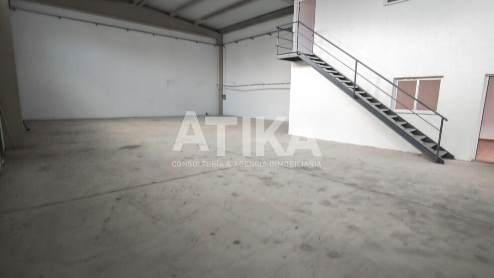 Industrial in Ontinyent, Valencia to rent - Interior Photo - Image 2 of 9