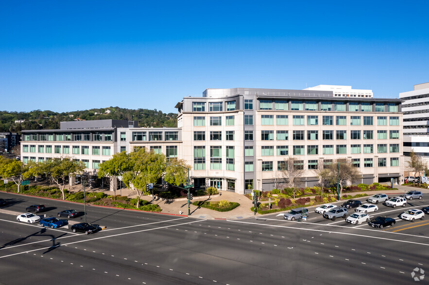 2001 N Main St, Walnut Creek, CA for rent - Building Photo - Image 1 of 5