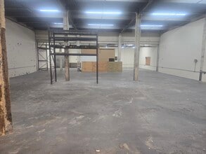 15 Ackerman Ave, Clifton, NJ to rent Interior Photo- Image 1 of 5