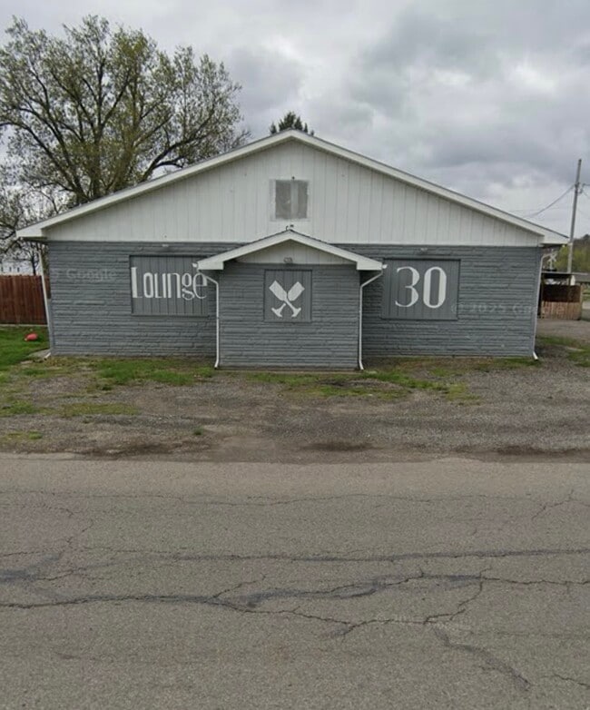 More details for 1134 Lee St, Zanesville, OH - Retail for Sale