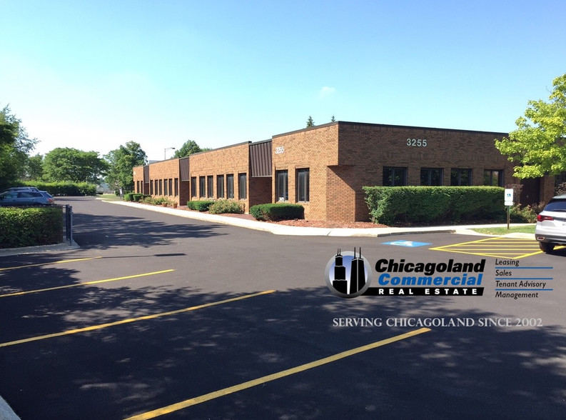 3295 N Arlington Heights Rd, Arlington Heights, IL for rent - Building Photo - Image 1 of 16