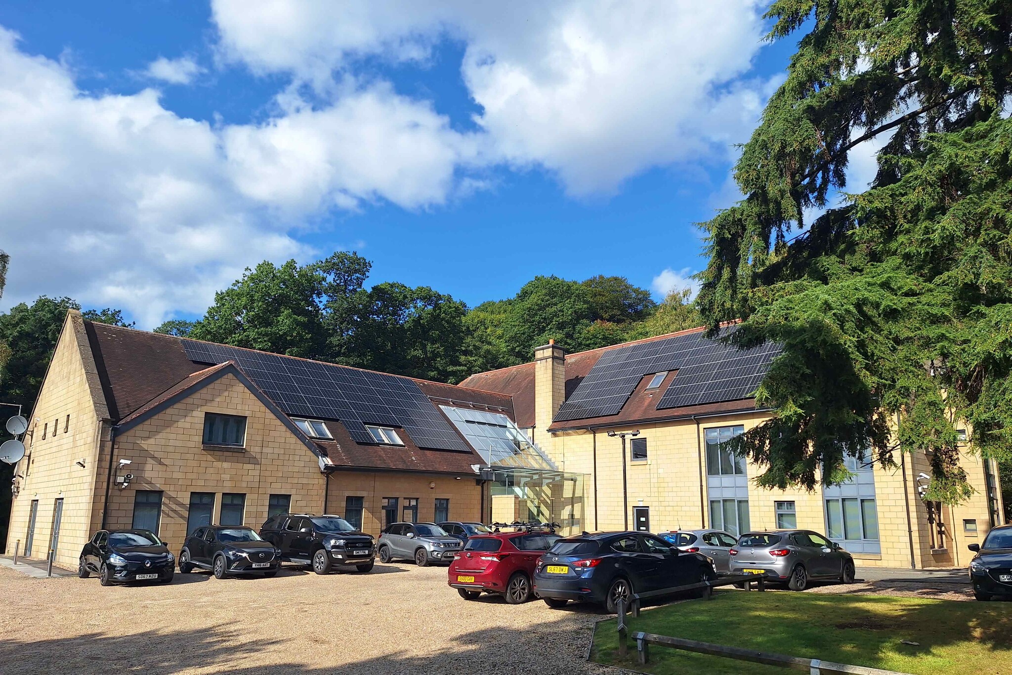 Tullibody Rd, Alloa to rent Building Photo- Image 1 of 7